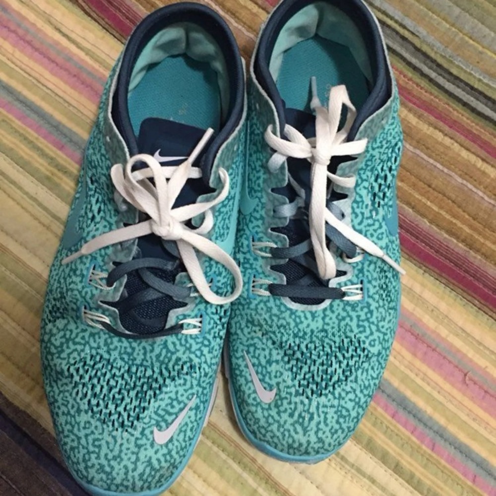 Nike free 5.0 size 8.5